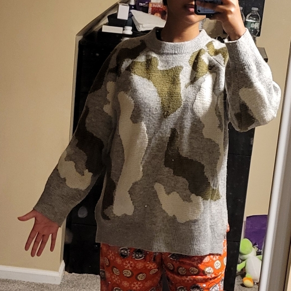 Farrow oversized camo sweater - Picture 7 of 7